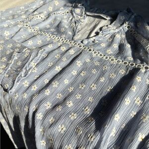 ZARA Blue Floral Ruffle Blouse – Size M